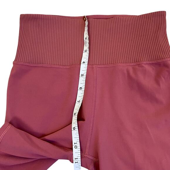 Vuori Sz S Rib Studio Short 6” High Rise Biker Shorts Dusty Mauve Stretchy Soft - Picture 8 of 15